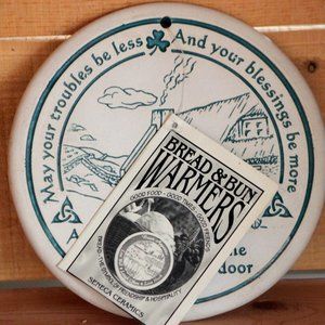 Seneca Ceramics Irish Blessings Bread And Bun Warmer Trivet